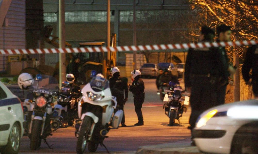Τρόμος για γνωστό επιχειρηματία της Μυκόνου - Τον έδεσαν, τον φίμωσαν και του άρπαξαν χρήματα